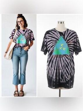 UO Junk Food Black and Lavender Tie Dye Pink Floyd Concert Tee Size Medium